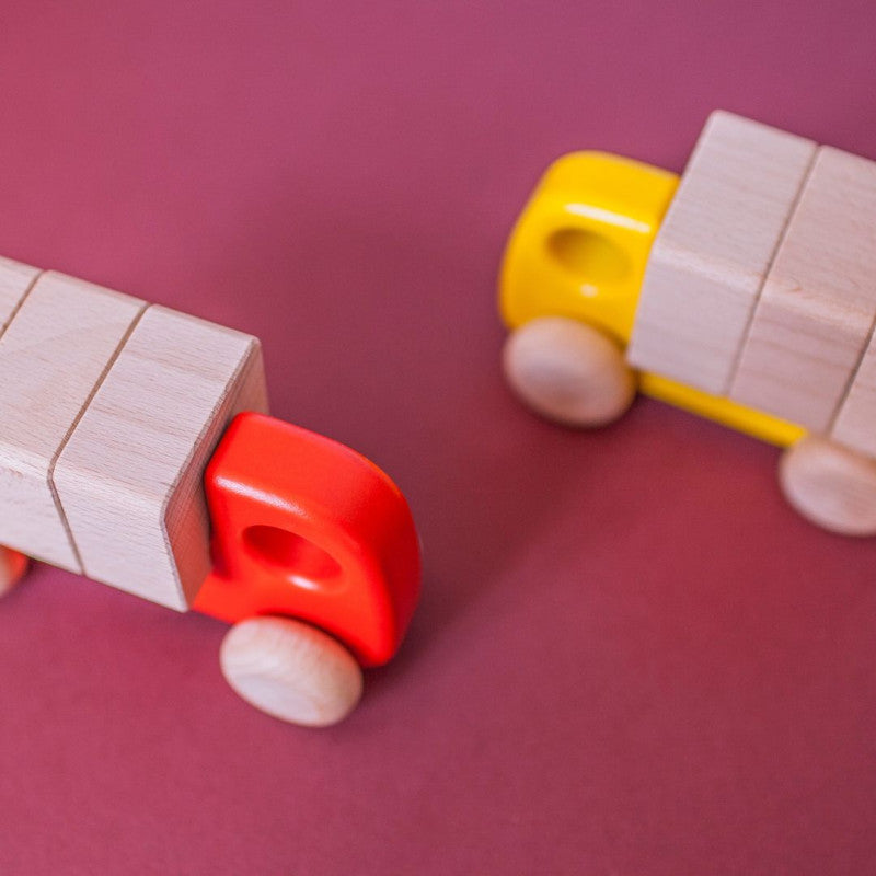 BAJO - Drewniana ciężarówka z klockami - 42310Y - EKO