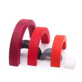TOBE - Zestaw drewnianych łuków - Asymetryczne łuki - 78800 - BajoToys.pl