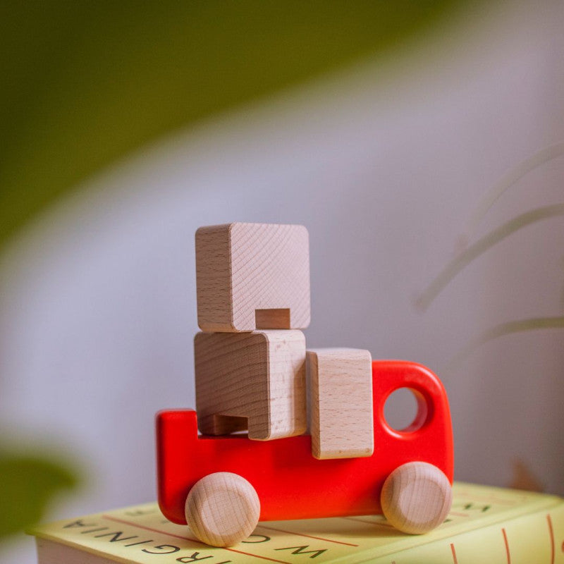 BAJO - Drewniana ciężarówka z klockami - 42310LB - EKO